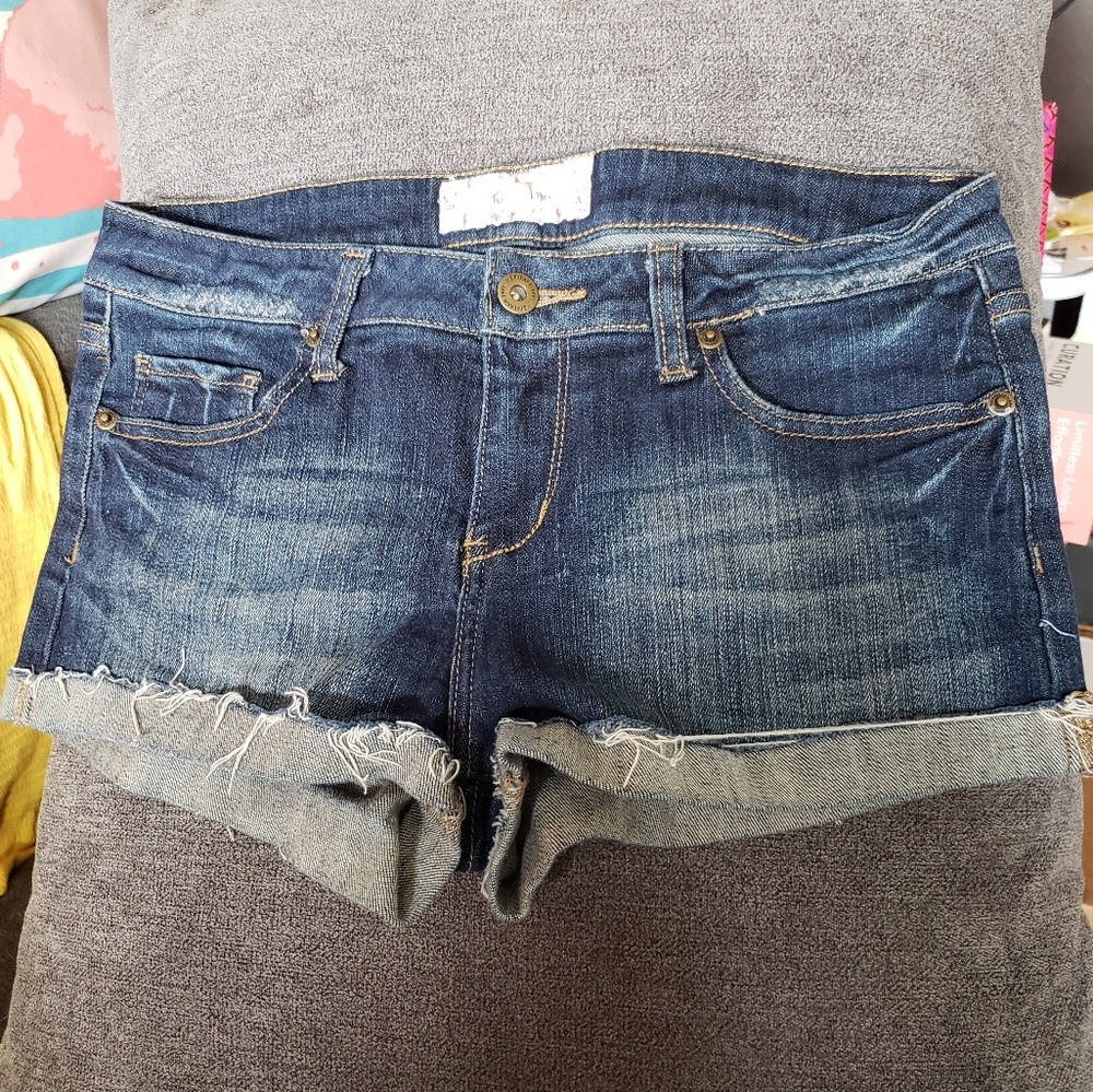 Heritage 1981 Dark Wash Shorts size 7